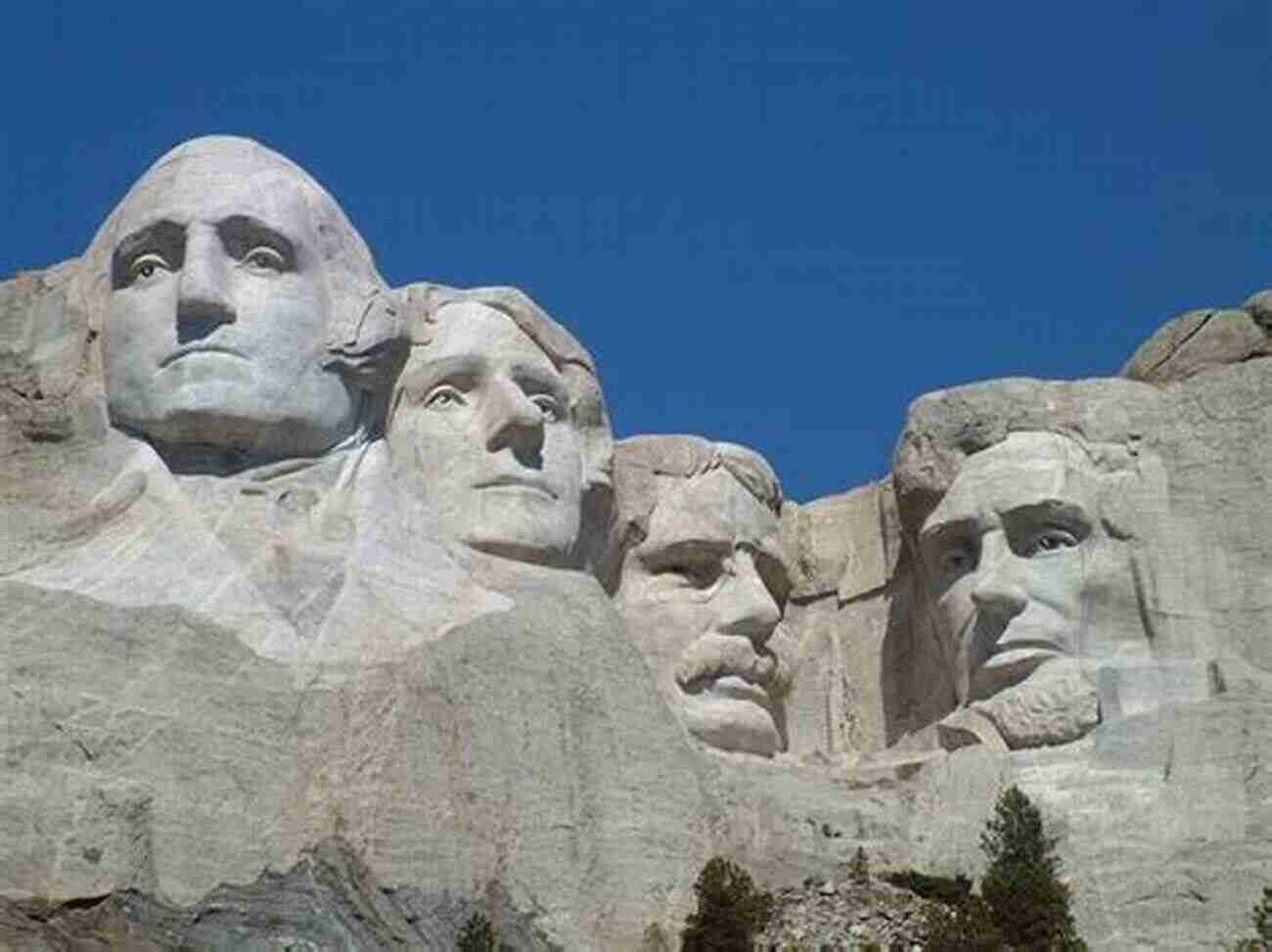 Camping And Hiking At Mt Rushmore National Memorial Three 14 Day Park Smart Travel Guide To 18 National Parks In The Midwest Eastern U S : Camping Hiking Guide Also Mt Rushmore National Memorial Three 14 Day Park Travel Plans (National Park 3)