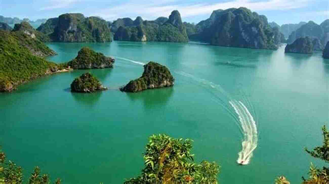 Discover The Mesmerizing Beauty Of Halong Bay A Pictorial Travel Guide To Vietnam