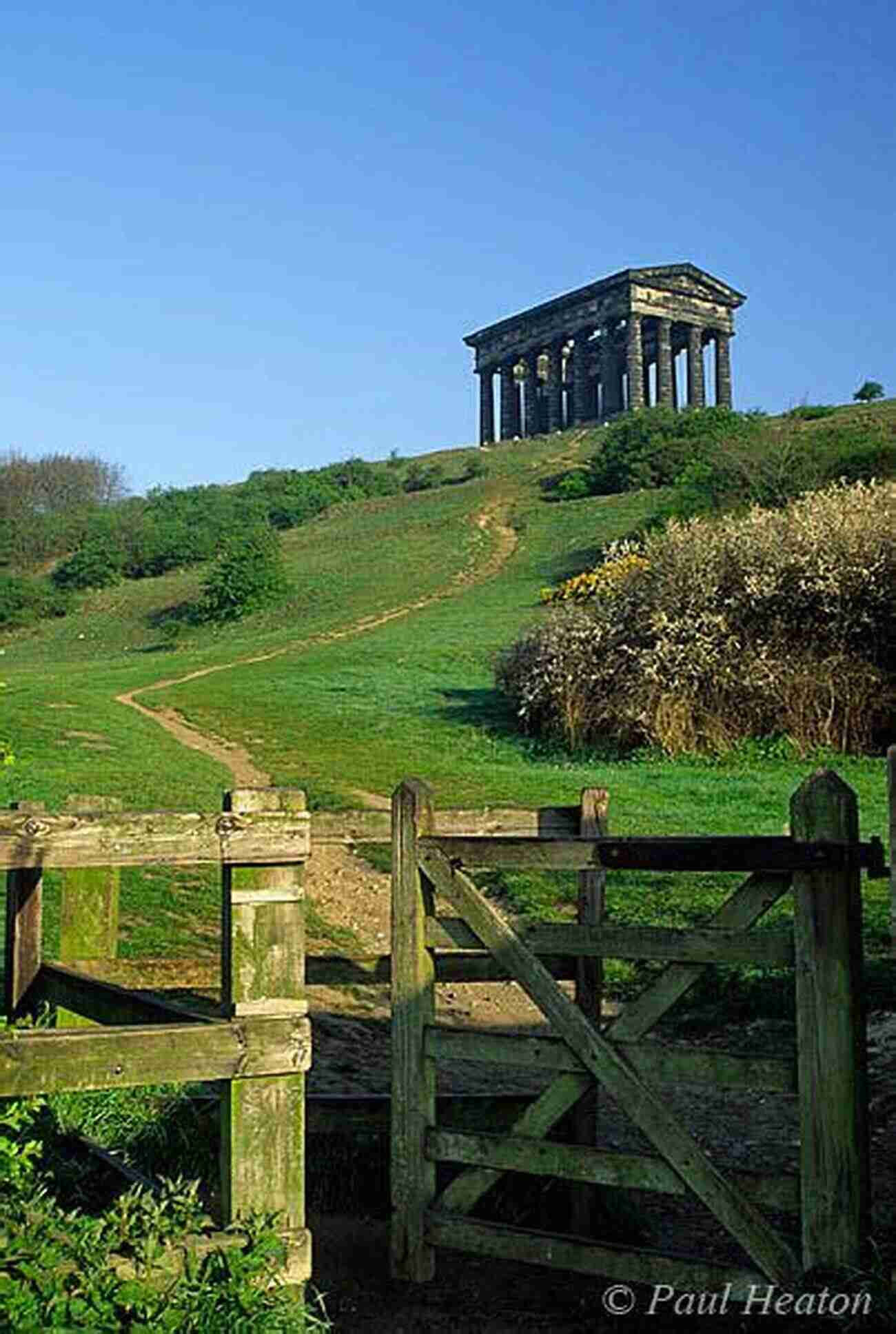 Exploring The Mesmerizing Beauty Of England And The Historic Wonders Of The Near East England And The Near East: The Crimea (Routledge Revivals)