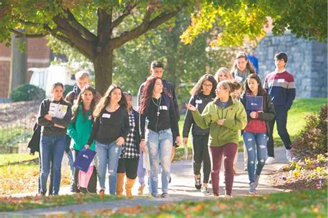 High School Students Visiting College Campuses Secrets To College Planning For High School Students