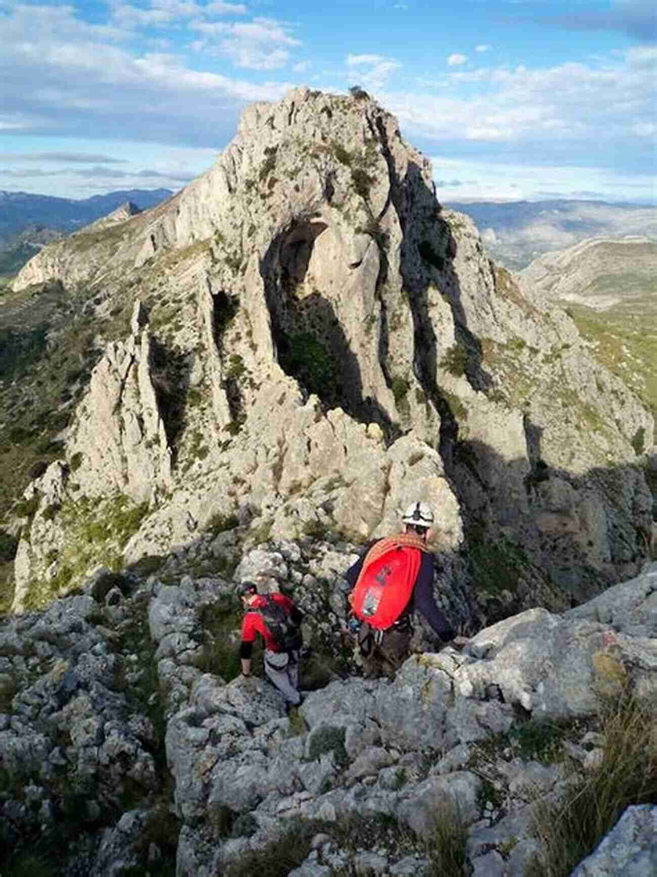 Hiking The Sierra De Bernia Ridge Walk Walking On The Costa Blanca: 50 Mountain Walks And Scrambles (Cicerone Guides)