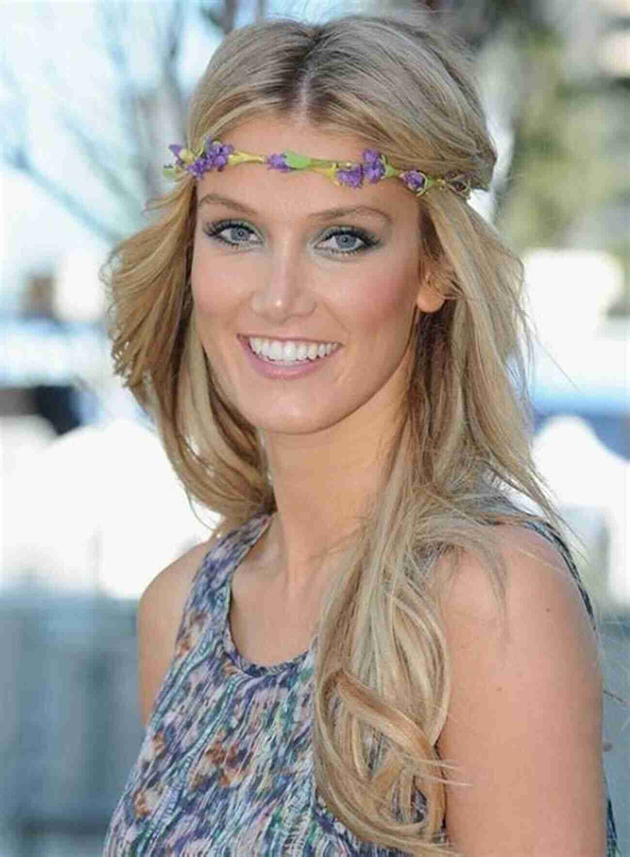 Hippie Hairstyle HAIRSTYLES AND MAKE UP THROUGHOUT THE CENTURIES