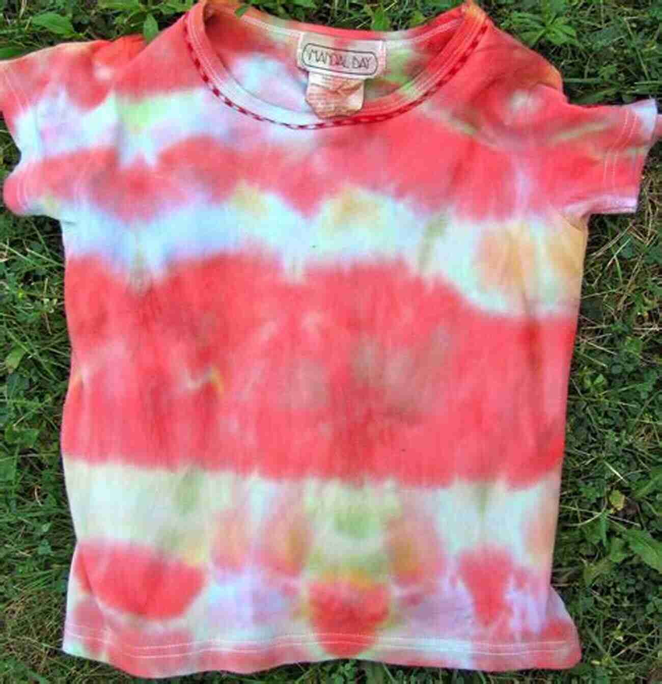 Tie Dyed Fabric With Kool Aid Dye Natural Dying Craft Ideas: Homemade Projects With Natural Dyes: Natural Dye Projects