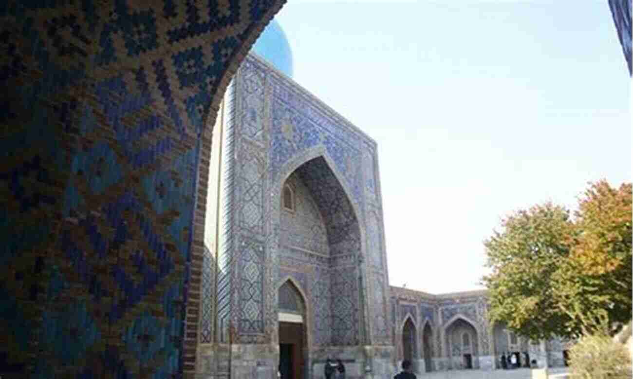 Uzbekistan An Enchanting Destination For Vivid Cultural Experiences Uzbekistan (Bradt Travel Guides) Max Lovell Hoare