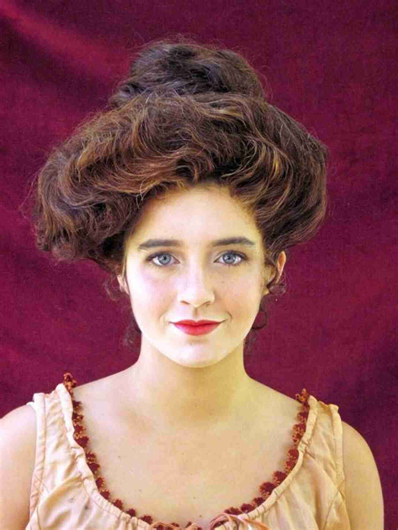 Victorian Hairstyle HAIRSTYLES AND MAKE UP THROUGHOUT THE CENTURIES