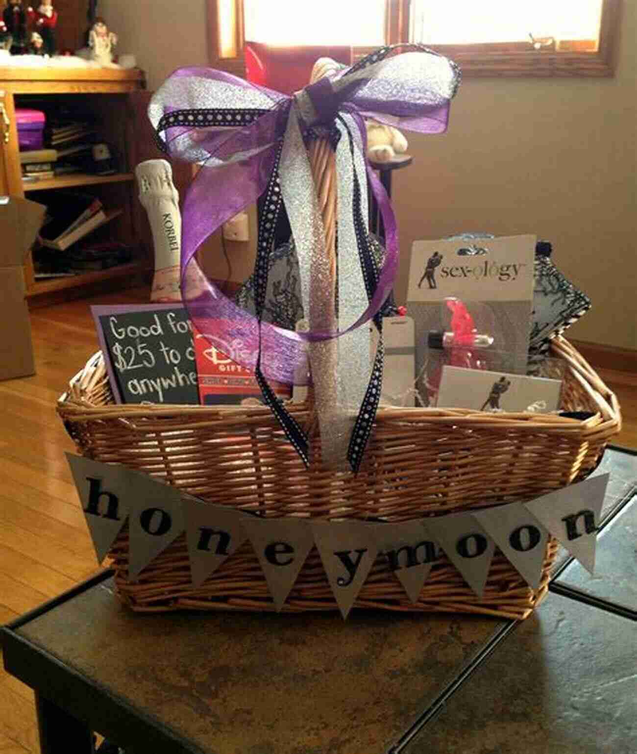 Wedding Gift Basket The Basket Book: Over 30 Magnificent Baskets To Make And Enjoy